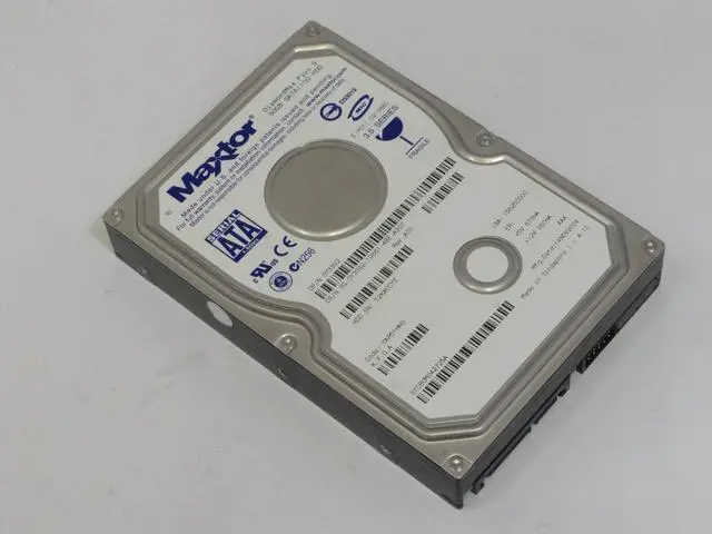 Alt view image 4 of 4 - Maxtor DiamondMax Plus 9 6Y080M0 80GB 7200 RPM 8MB Cache SATA 1.5Gb/s 3.5" Hard Drive Bare Drive