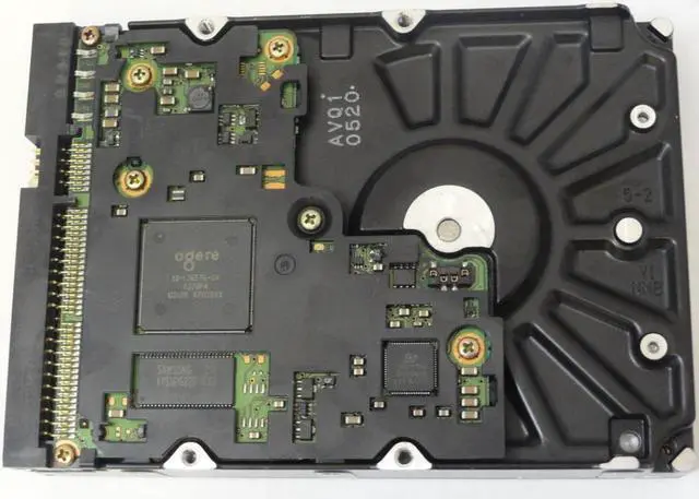 Main image of Maxtor Compaq 40Gb IDE 7200rpm 3.5in HDD ( VQ20A492 6L040J1 D740X-6L 253454-001  Maxtor Compaq )