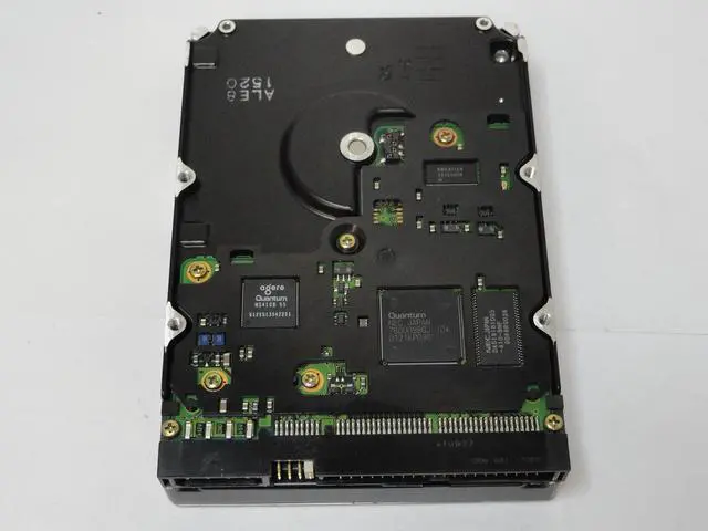 Alt view image 2 of 4 - Maxtor 80GB IDE 5400rpm 3.5in HDD ( 4K080H4 D540X-4K 12343 237402-001 06P5237 Maxtor Dell Compaq)