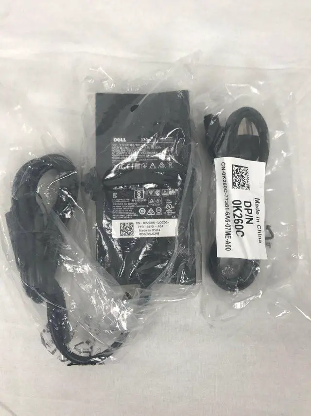 Main image of Dell 130-Watt PA-4E Slim AC Adapter DA130PE1-00 , DP/N 0WRHKW OEM