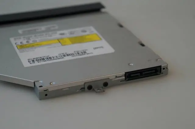 Alt view image 2 of 2 - Toshiba C55t-A5102, DVD Writer, Model SU-208, V000321420, W/Bezel  TESTED GOOD