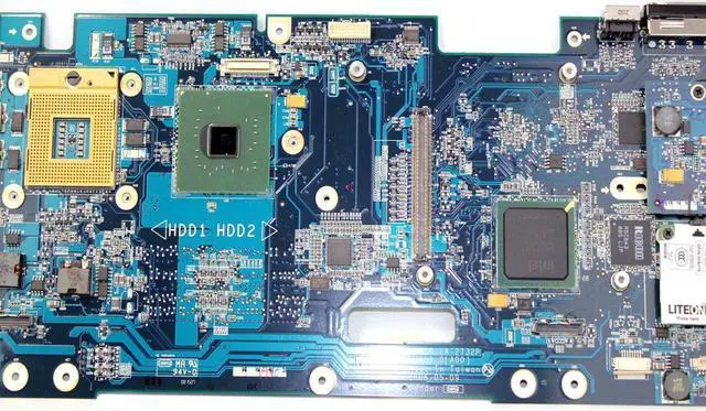Alt view image 3 of 7 - Dell XPS M2010 Intel 945PM DDR2 2 Slots Laptop Motherboard CG571 0CG571