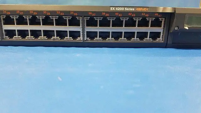 Alt view image 3 of 6 - Juniper Networks EX4200-48PX Layer 3 Switch 48 PoE Ethernet Ports