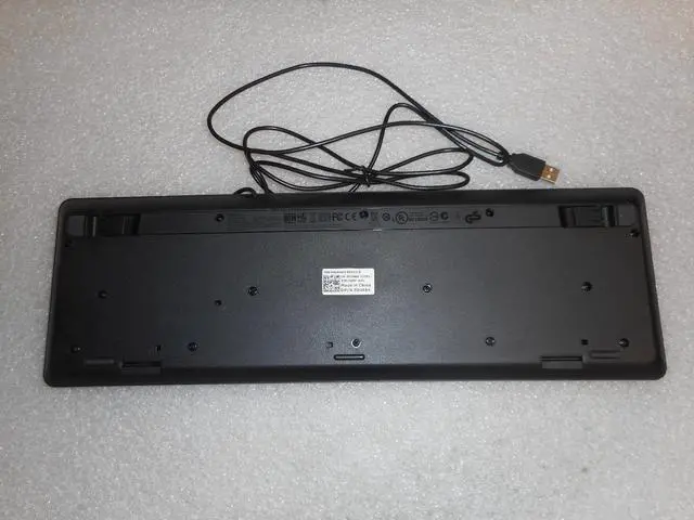 Alt view image 2 of 5 - Genuine Dell DJ484 Black USB Canadian French-English Multilingual Keyboard
