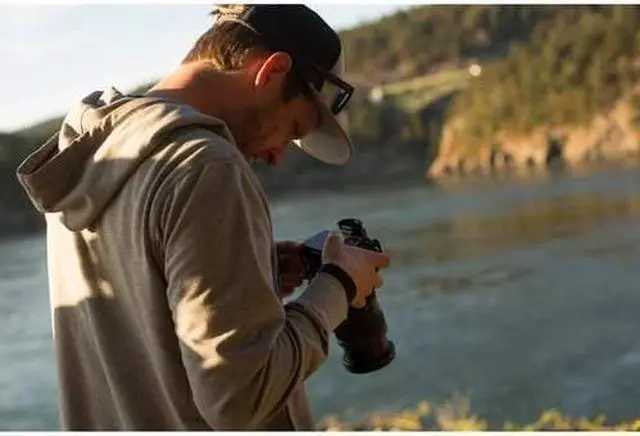Alt view image 17 of 20 - BlackRapid Wrist Breathe Camera Strap