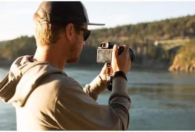 Alt view image 16 of 20 - BlackRapid Wrist Breathe Camera Strap