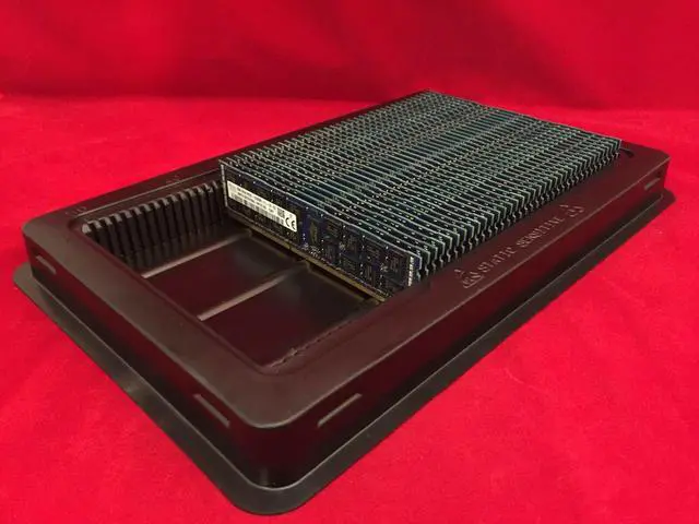 Alt view image 3 of 3 - Dell Hynix 8GB PC3-12800R DDR3-1600 ECC REG SERVER MEMORY HMT41GR7BFR4C-PB