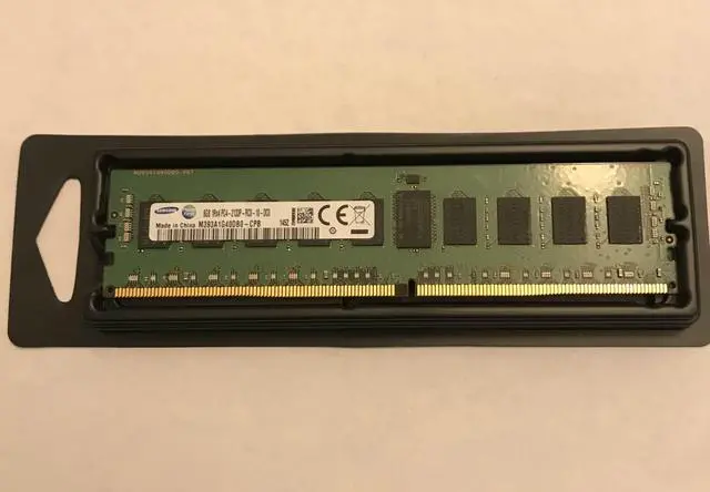 Alt view image 3 of 3 - Samsung 8GB DDR4 SDRAM Memory Module M393A1G40DB0-CPB
