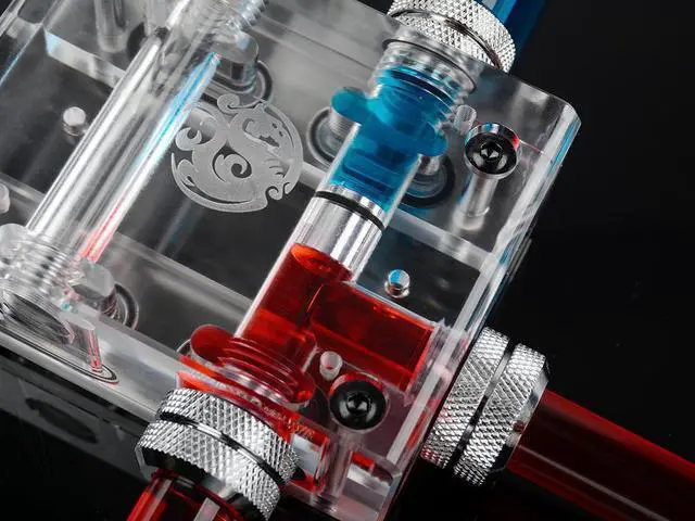 Alt view image 3 of 3 - Bitspower VGA SLI/Crossfire Bridge For 2 Slots Application (Clear Acrylic)