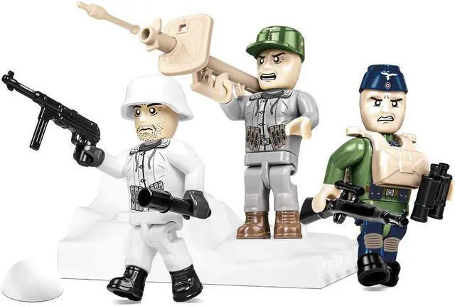 Main image of COBI TOYS World War II German Elite Infantry Soldiers Figures - Model WW2 Interlocking Building Block Set # 2039