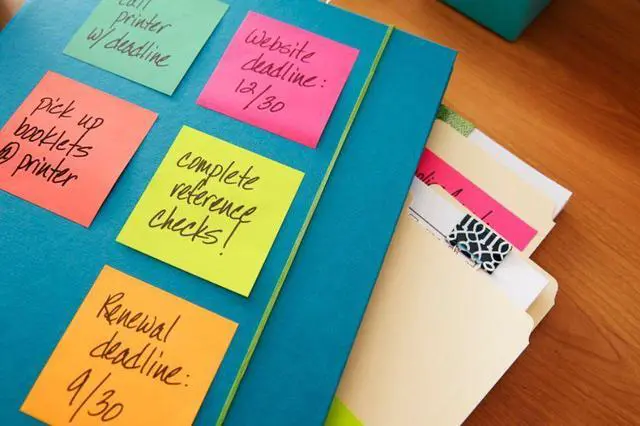 Alt view image 7 of 20 - Post-it Original Pop-up Refill Alternating Cape Town Colors 3 x 3 100-Sheet 12/Pack R330NALT