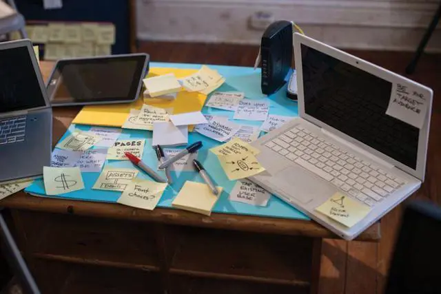 Alt view image 11 of 20 - 3M 65418CP Cabinet Pack  3 x 3  Canary Yellow  18 90-Sheet Pads Pack