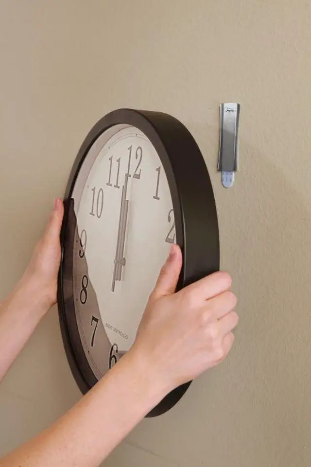 Alt view image 9 of 20 - 3M 17047 Command Sticky Nail Sawtooth Hanger 1 hanger, 2 large strips, 2 sets of mini str