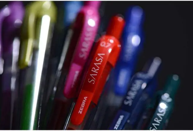 Alt view image 5 of 13 - Zebra Sarasa Retractable Gel Pen Black Ink Medium Dozen 46810