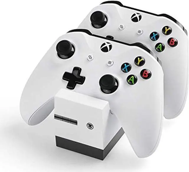 Alt view image 2 of 4 - Snakebyte Twin Charge X - Dual Docking Station incl. 2 Rechargeable Battery Packs for XBOX One / Elite / S Controller Gamepad