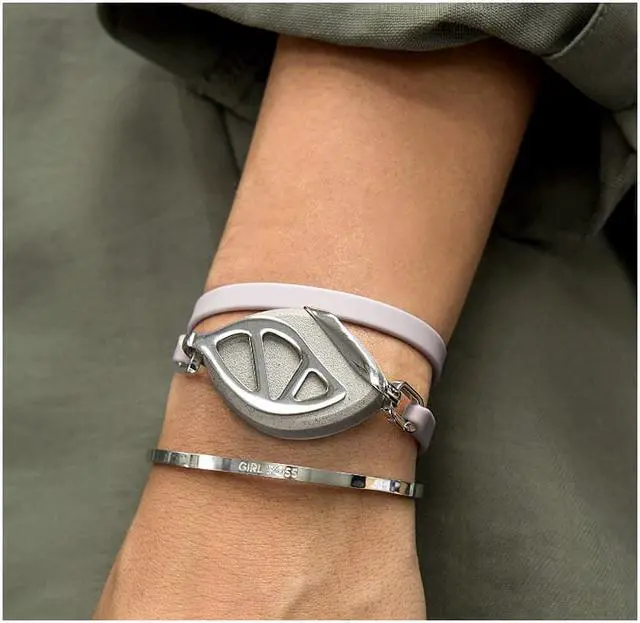 Alt view image 6 of 13 - Leaf Urban Health Tracker/Smart Jewelry, Silver Edition