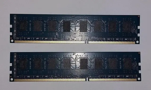 Alt view image 3 of 4 - SK Hynix HMT41GU6BFR8A-PB 2x8GB (16GB Total) 2Rx8 PC3L-12800U Desktop Memory