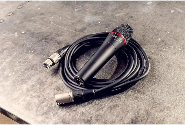 Alt view image 16 of 20 - Focusrite Vocaster One Studio 1-Person Podcasting Kit