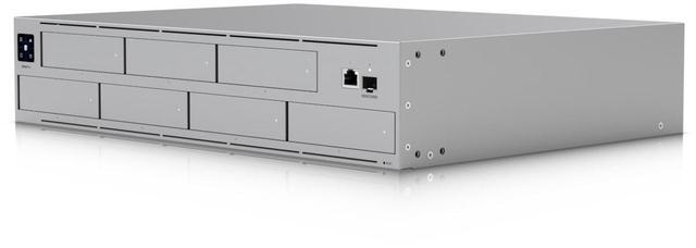 Alt view image 3 of 6 - Ubiquiti Networks - (UNAS-Pro)