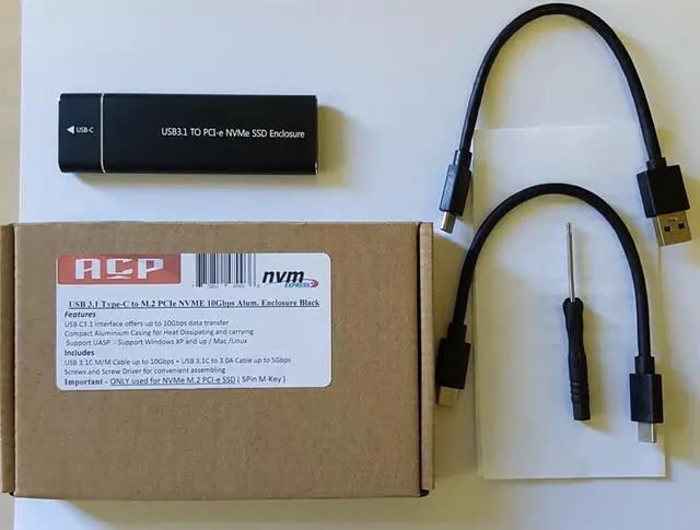 Alt view image 2 of 4 - USB 3.1 Type  C ( 10Gbps ) or USB 3.0 A ( 5Gbps ) Black Aluminium External  Converter for  M.2 PCIe NVMe SSD with 5 Pin M Key  & 2280 Module Type