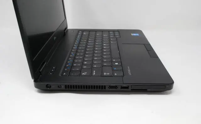 Alt view image 6 of 8 - Dell Latitude E5440, Intel Core i5-4300U (1.9GHz), 4 GB RAM, Intel 180GB SSD