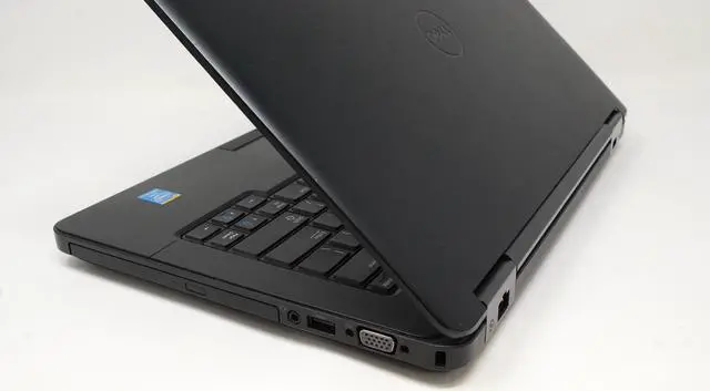 Alt view image 8 of 8 - Dell Latitude E5440, Intel Core i5-4300U (1.9GHz), 4 GB RAM, Intel 180GB SSD