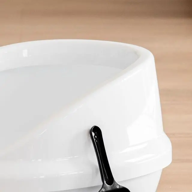 Alt view image 4 of 4 - IRIS Large Shielded Litter Pan, 1Pack, White