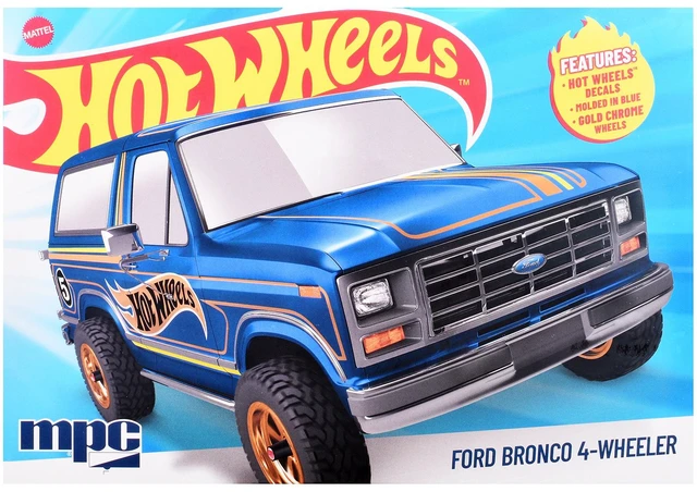 Main image of Mpc Skill 2 Model Kit Ford Bronco 4Wheeler Hot Wheels 125 Plastic Model by MPC