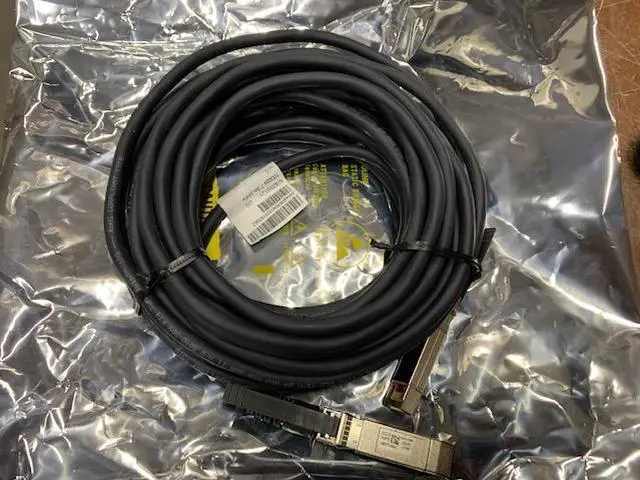 Alt view image 4 of 4 - HPE JC784C X240 10G SFP+ SFP+ 7m Direct Attach Copper Cable