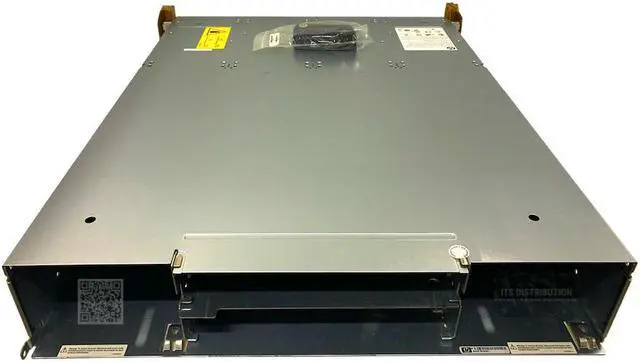 Alt view image 3 of 5 - HP StorageWorks P2000 G3 Modular Smart Array 12x LFF Chassis (582938-002)