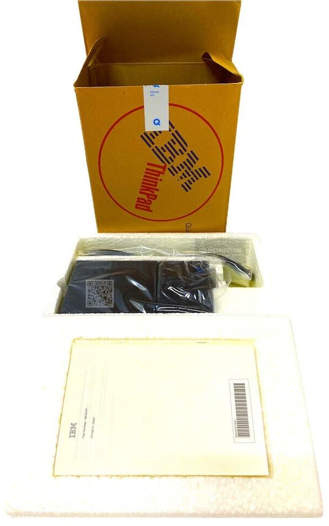 Main image of IBM 100/240V 12VDC 2.7A Quick BatteryCharger ThinkPad 750/755/360 (66G2843)