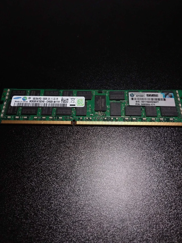 Alt view image 2 of 6 - Samsung M393B1K70DH0-CH9 8GB DDR3 SDRAM Memory Module