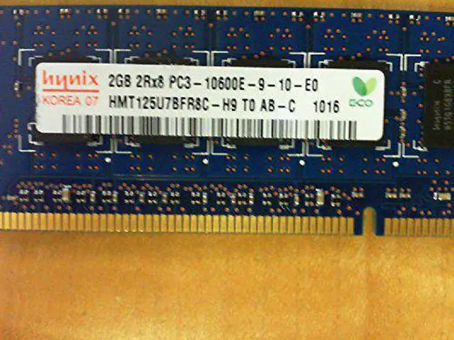 Alt view image 2 of 2 - HYNIX HMT125U7BFR8C-H9 2GB DDR3 PC10600 240P DIMM