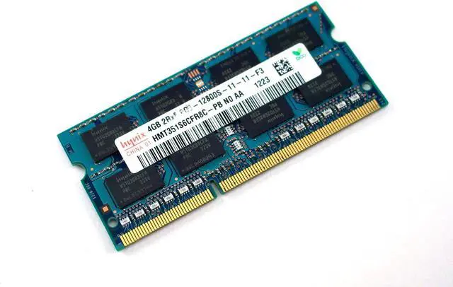 Alt view image 4 of 9 - HYNIXHynix Hmt351S6Cfr8C-Pb Hynix 4Gb (1X4Gb) Pc312800S 1600Mhz Ddr3 Sdram 2Rx8 204Pin Unbuffered Cl11 Ecc Sodimm Memory Module