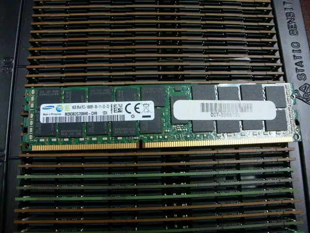 Alt view image 4 of 8 - SAMSUNG M393B2G70Bh0-Ch9  Server Memory Module