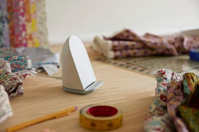 Alt view image 4 of 10 - Google Pixel Stand (2nd gen)