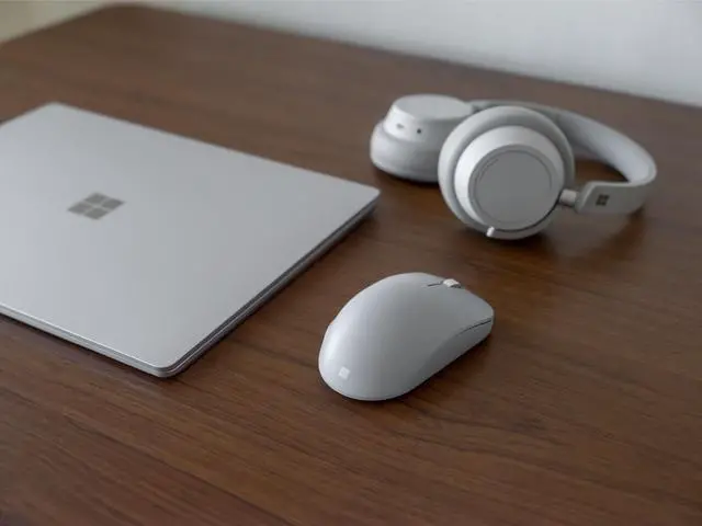 Alt view image 3 of 14 - NEW Microsoft Surface Headphones 2 - Light Gray