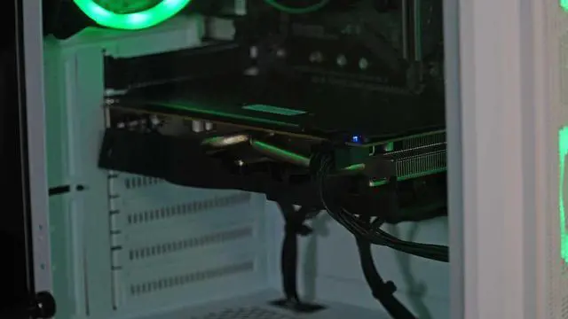 Alt view image 6 of 7 - ViprTech Avalanche Gaming PC - AMD Ryzen 5 (3.6Ghz), AMD Radeon RX 580 8GB, 16GB DDR4 3200, 512GB NVMe SSD, 700W PSU, RGB, WiFi, Computer Desktop White