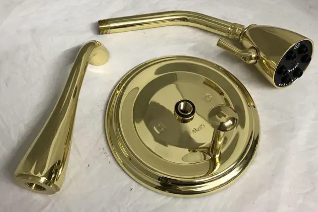 Alt view image 3 of 4 - Phylrich REVERE & SAVANNAH Pressure Balance Tub and Shower Set, DPB2102_003