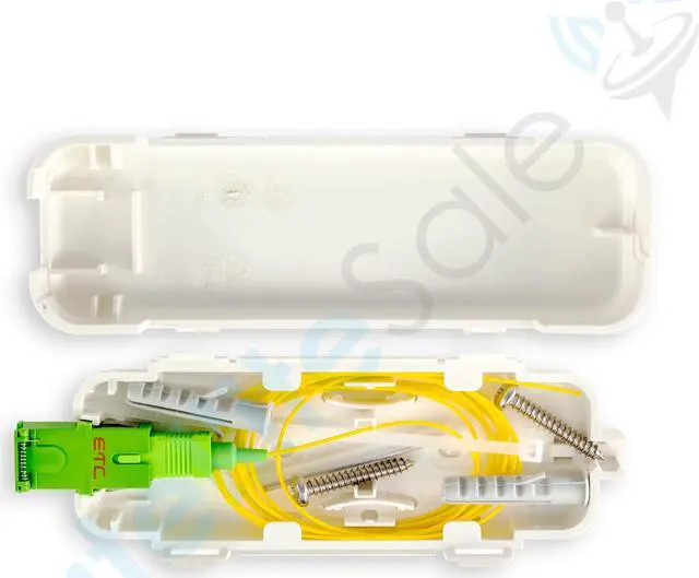 Main image of USTC Box FTTH Fiber Optic Outlet with 1 Adapter SC/APC Port and 1 Pigtail SC/AP