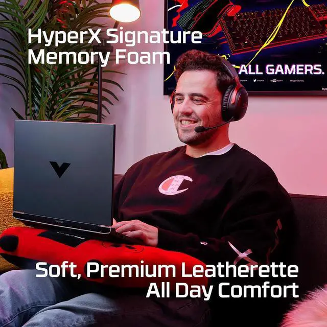 Alt view image 3 of 5 - HyperX Cloud III Wireless  Gaming Headset for PC, PS5, PS4, up to 120-hour Battery, 2.4GHz Wireless, DTS Spatial Audio, 53mm Angled Drivers, Memory Foam, Durable Frame, 10mm Microphone, B (77Z46AA)