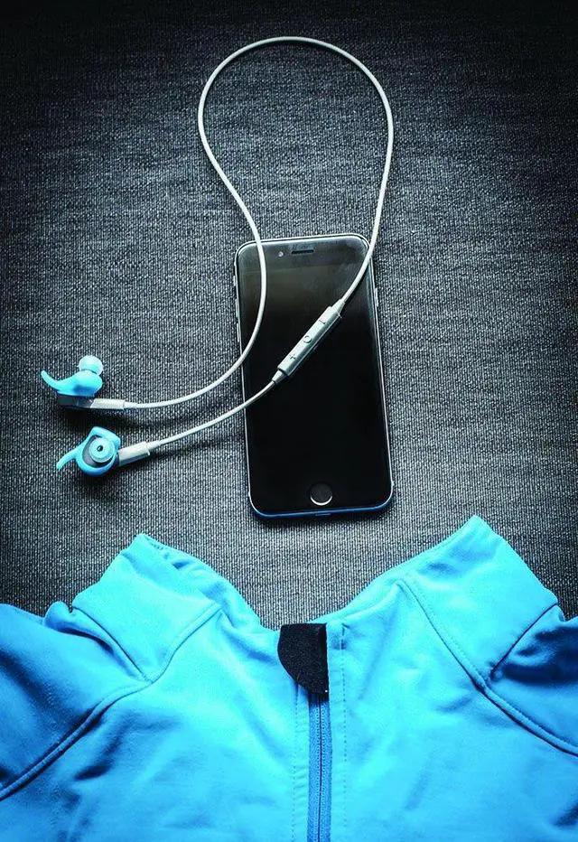 Alt view image 5 of 7 - Jabra Sport Coach Special Edition 100-97500011-02 Blue Wireless Bluetooth Stereo Earbuds