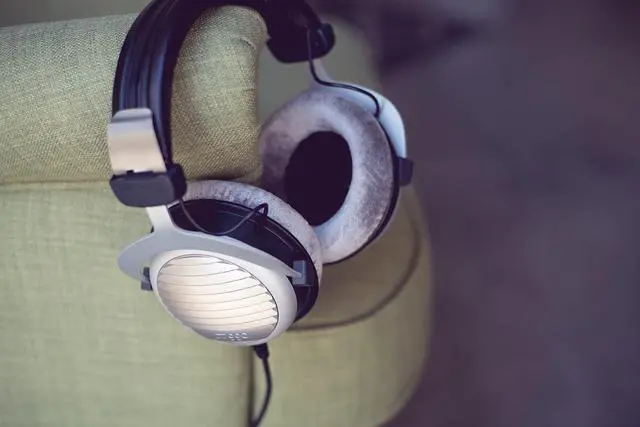 Alt view image 11 of 20 - Beyerdynamic DT 990 Premium 250 Ohm Hi-Fi Open-Back Headphones