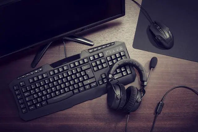 Alt view image 17 of 20 - Beyerdynamic MMX 300 2nd Generation