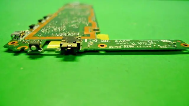 Alt view image 11 of 12 - Dell OEM Venue 8 Pro 3845 Tablet Motherboard System Board Motherboard 3JYKK