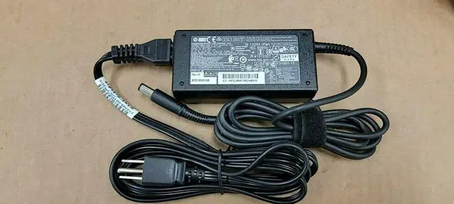 Main image of Lot Of 10 Genuine Hp Laptop Charger Ac Power Adapter 902990-001 751889-001 65W