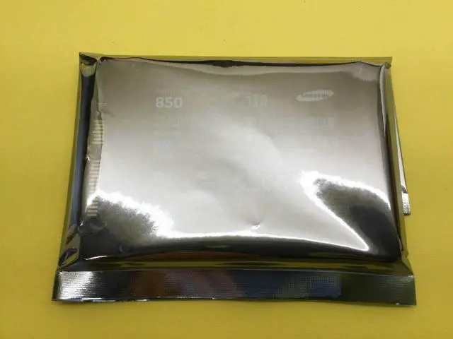Alt view image 8 of 10 - SAMSUNG 850 PRO 2.5" 1TB SATA III 3-D Vertical Internal Solid State Drive (SSD) MZ-7KE1T0BW