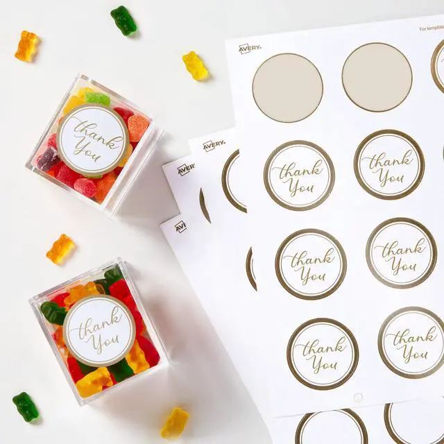 Main image of Avery Matte White Round Labels with Metallic Gold Borders, 2" Diameter, 120 Blank Round Labels (22876)