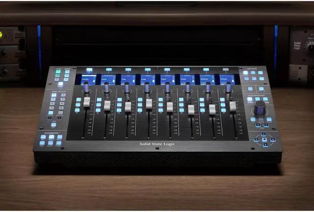 Alt view image 4 of 6 - Solid State Logic UF8 Advanced DAW Controller Bundle with Solid State Logic UC1 Hardware Plug-In Control Surface
