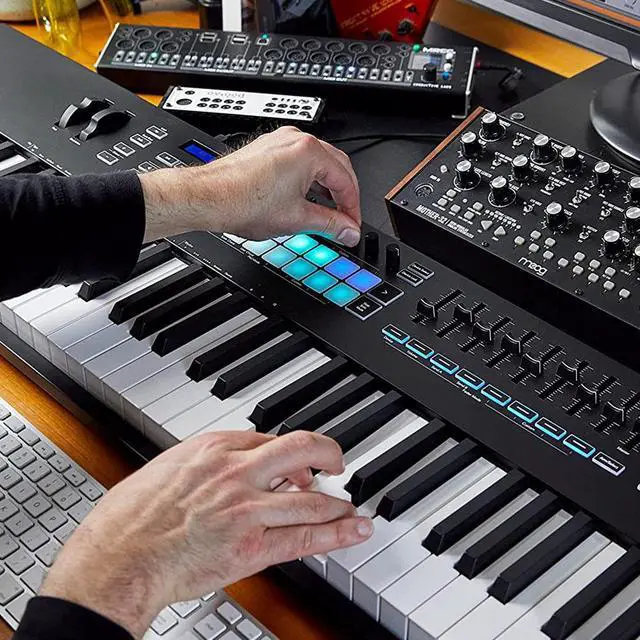 Alt view image 4 of 17 - Novation Launchkey 88 [MK3] MIDI Keyboard Controller for Ableton Live